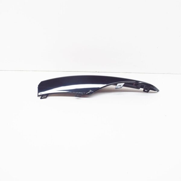 LR136386 - LR RANGE ROVER VELAR L560 Front Bumper Right Fog Lamp Cover LR136386 NEW GENUINE
