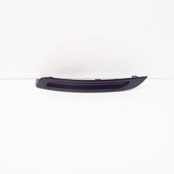 LR136386 - LR RANGE ROVER VELAR L560 Front Bumper Right Fog Lamp Cover LR136386 NEW GENUINE