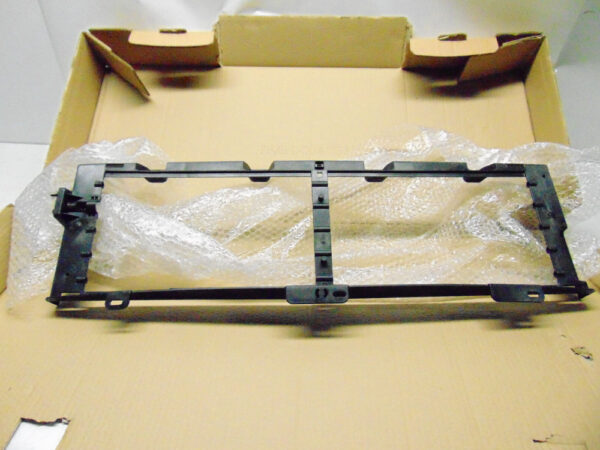 LR137050 - LR DISCOVERY SPORT L550 Lower Radiator Mount Frame LR137050 NEW ORIGINAL