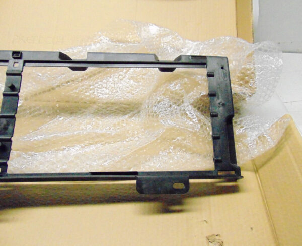 LR137050 - LR DISCOVERY SPORT L550 Lower Radiator Mount Frame LR137050 NEW ORIGINAL