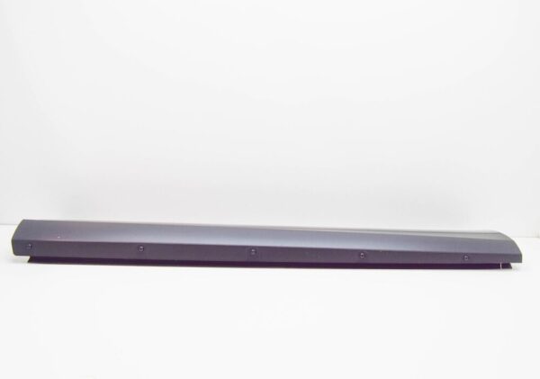 LR137671 - Land Rover Range Rover Evoque L551 Front Right Door Strip LR164823 NEW ORIGINAL