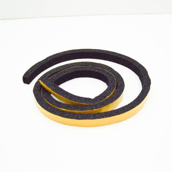 LR151145 - LR Range Rover Evoque L551 Dashboard Gasket LR151145, Original Part