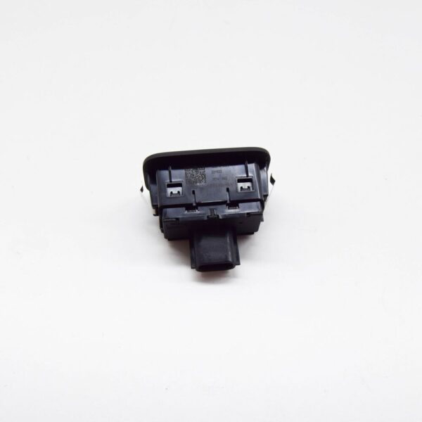 LR167540 - Land Rover Discovery V L462 Tailgate Opening Switch LR167540, Original Part