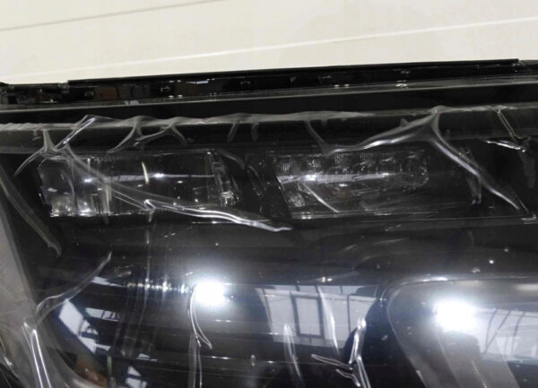 LR169868 - LR Range Rover IV L405 Front Right Headlights LHD LR169868 NEW ORIGINAL