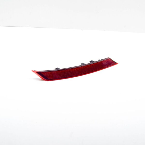LR180681 - LR RANGE ROVER VELAR L560 Rear Right Bumper Reflector LR180681 NEW GENUINE
