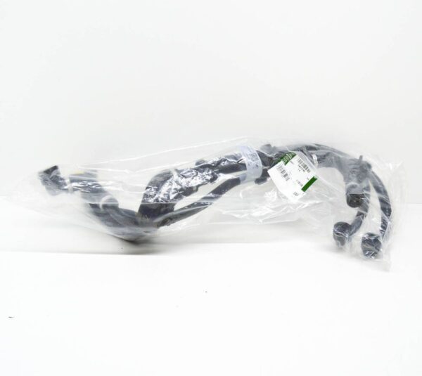 T4A13745 - JAGUAR F-PACE X761 Lower Water Cooler Hose T4A13745 New