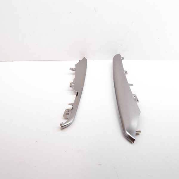 T4A41391 - Jaguar F-Pace X761 Front Bumper Right Grille Blade T4A41391 NEW GENUINE