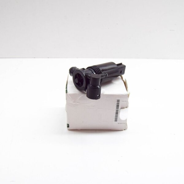 T4K6019 - Jaguar I-Pace X590 Headlamp Powerwash Pump T4K6019 NEW GENUINE