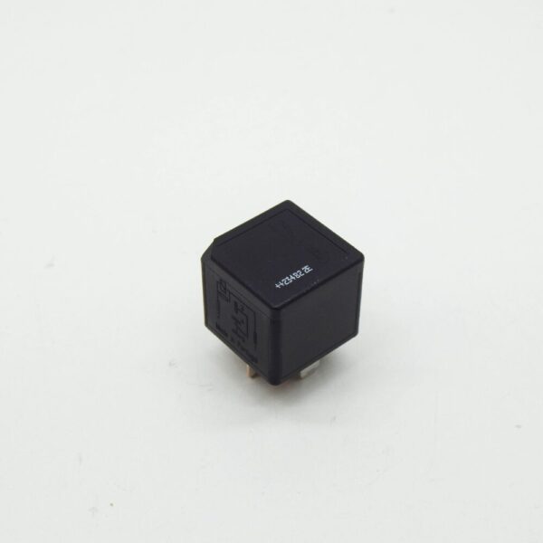 T4N15705 - JAGUAR XF X250 Accessories Power Relay T4N15705 NEW