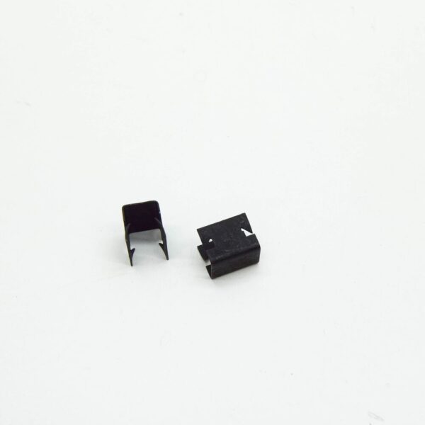 T4N16296 - Jaguar XE X760 Rear Mud Flap Clip T4N16296 NEW GENUINE