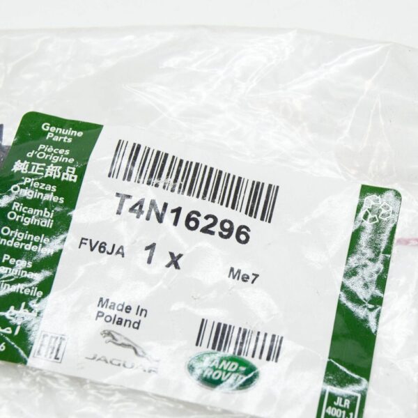 T4N16296 - Jaguar XE X760 Rear Mud Flap Clip T4N16296 NEW GENUINE
