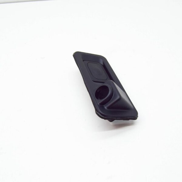 T4N3167 - JAGUAR XE X760 trunk switch trim T4N3167 NEW ORIGINAL