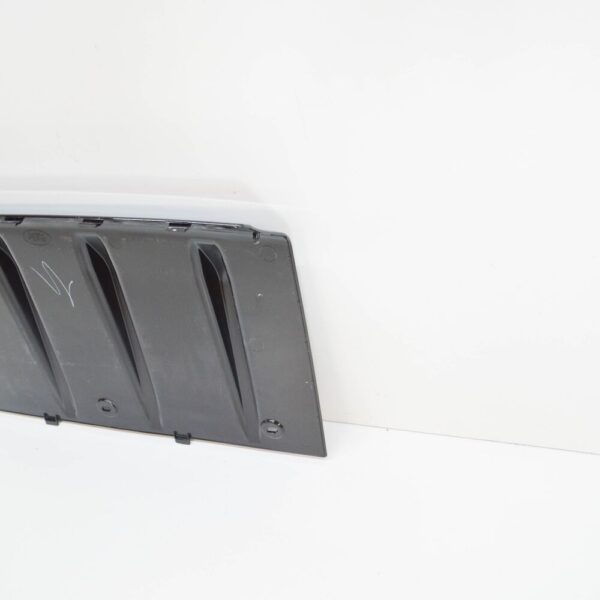 VPLGB0296 - LR Range Rover IV L405 Rear Tow Hook Opening Cover VPLGB0296part