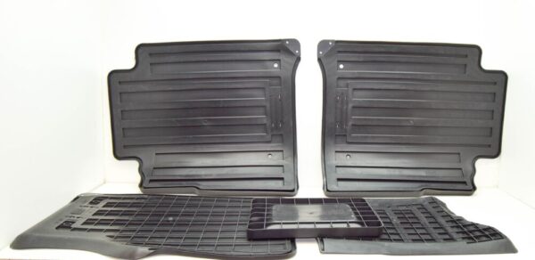 VPLGS0446PVJ - LAND ROVER RANGE ROVER IV L405 Floor Mat Set LHD VPLGS0446PVJ NEW GENUINE
