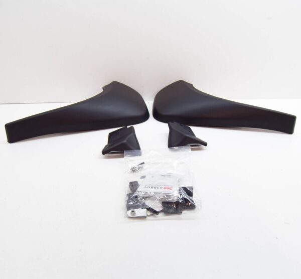 VPLRP0357 - LAND ROVER DISCOVERY L462 Rear Mudflaps Set VPLRP0357 NEW GENUINE
