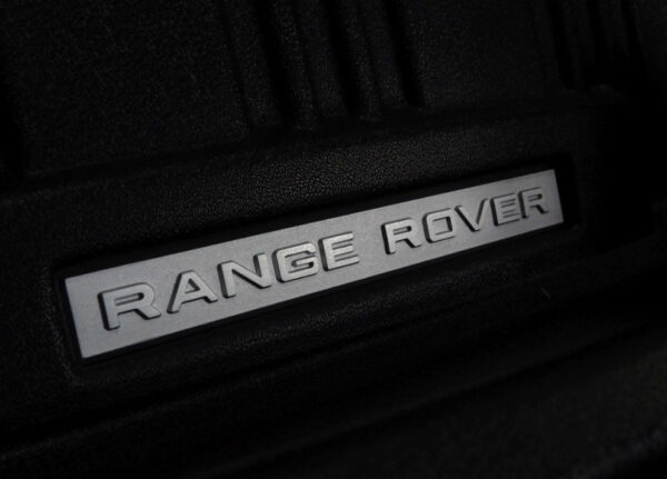 VPLYS0417 - LAND ROVER RANGE ROVER VELAR L560 cargo compartment trim VPLYS0417 NEW Original