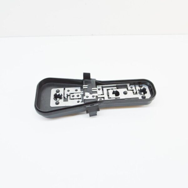 XFM500080 - LR RANGE ROVER III L322 Rear Right Lamp Bulb Holder XFM500080 NEW GENUINE