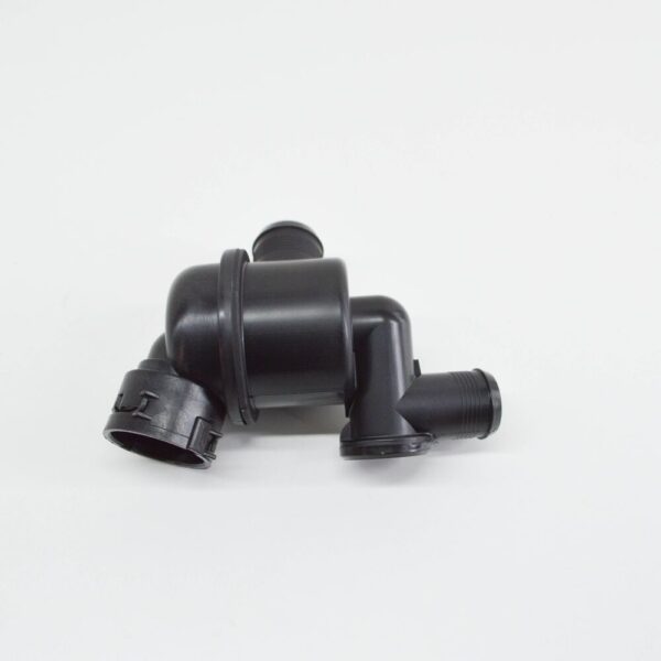 XR841811 - Jaguar XF X250 Thermostat Housing XR841811 NEW GENUINE