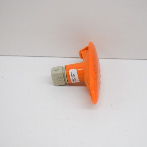 XR847225 - Jaguar S-Type Front Side Marker Light XR847225 NEW GENUINE