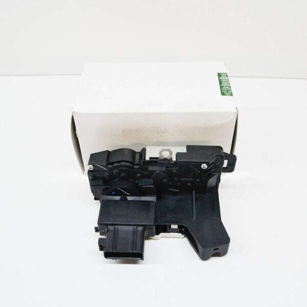 XR853184 - Jaguar S-Type X200 Front Right Door Lock XR853184 NEW ORIGINAL