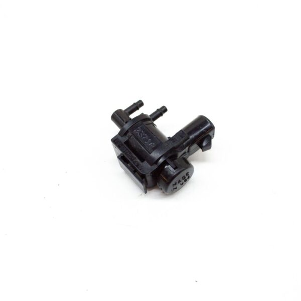 XR855179 - JAGUAR XF X250 Air Pump Solenoid Valve XR855179 NEW GENUINE