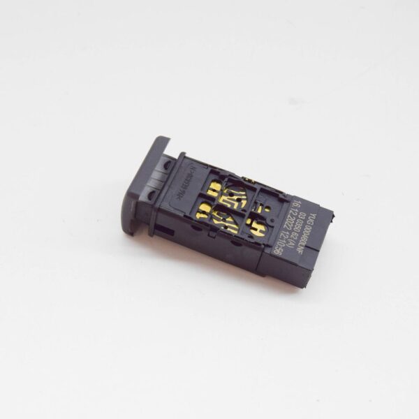 YUG000460LNF - LAND ROVER DEFENDER L316 Heated Front Window Switch YUG000460LNF NEW GENUINE