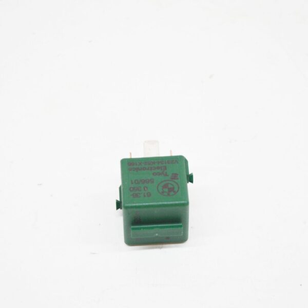 YWB000140 - LR RANGE ROVER III L322 steering wheel heater relay YWB000140 NEW ORIGINAL