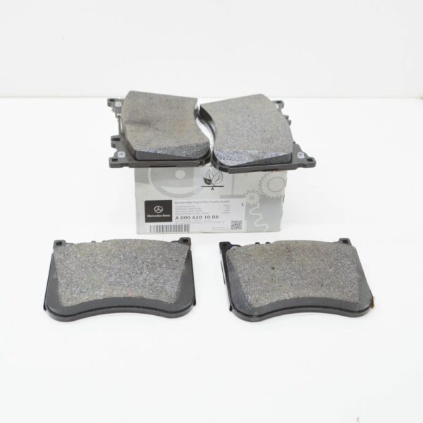 A0004201006 - New MERCEDES-BENZ S W222 Front Wheel Brake Pad Set A0004201006