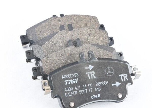 A0004202902 - Mercedes-Benz A-Class W176 Original Front Brake Pads A0004202902