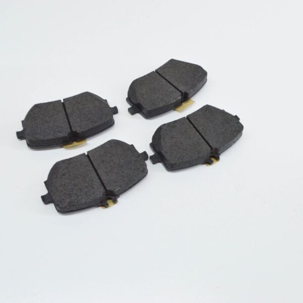 A0004205303 - NEW MERCEDES-BENZ GLB X247 FRONT WHEEL BRAKE PAD SET A0004205303 ORIGINAL