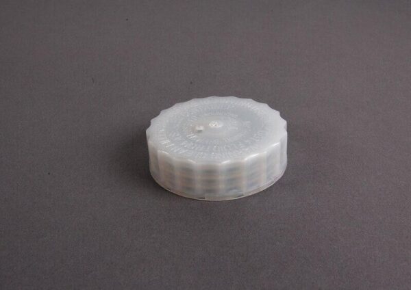 A0004315433 - Mercedes W113 W114 R107 W110 original brake liquid tank cap A0004315433