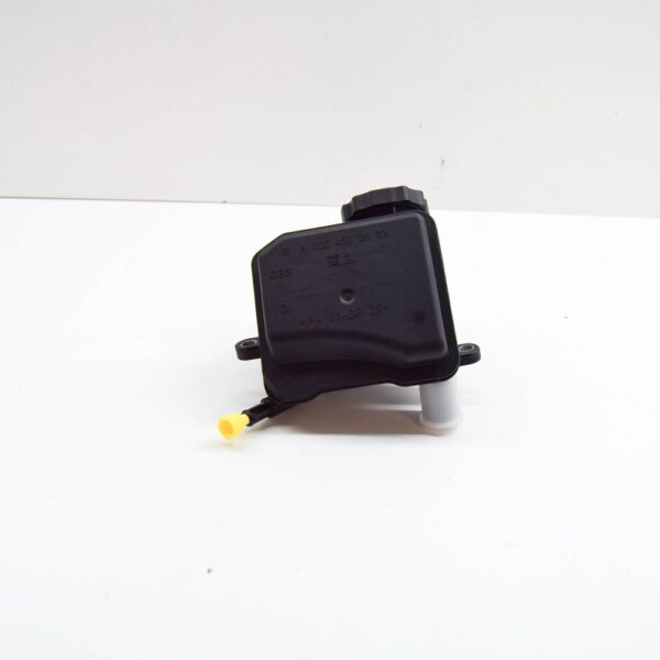 A0004602883 - Mercedes Benz Viano W639 Power Steering Reservoir A0004602883 NEW
