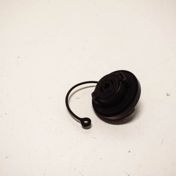 A0004704605 - Mercedes Benz Sprinter 906 Fuel Filter Cap A0004705805 NEW GENUINE