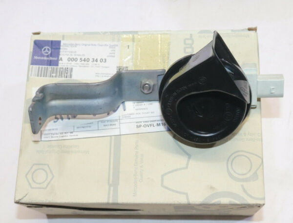 A0005403403 - NEW MERCEDES-BENZ CLA C117 LEFT SIDE HORN 420HZ A0005403403 ORIGINAL