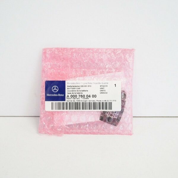 A0007600400 - NEW MERCEDES-BENZ MAYBACH W240 BATTERY CAP KEY COVER A0007600400 ORIGINAL
