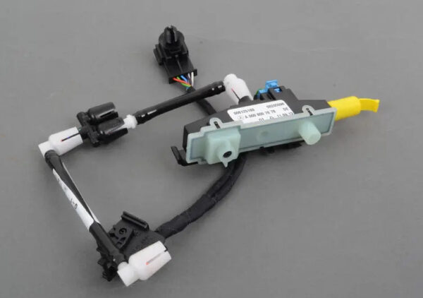 A0008007678 - NEW MB S W221 FRONT LEFT SEAT MULTICONTOUR REGULATION VALVE A0008007678 ORIGINAL