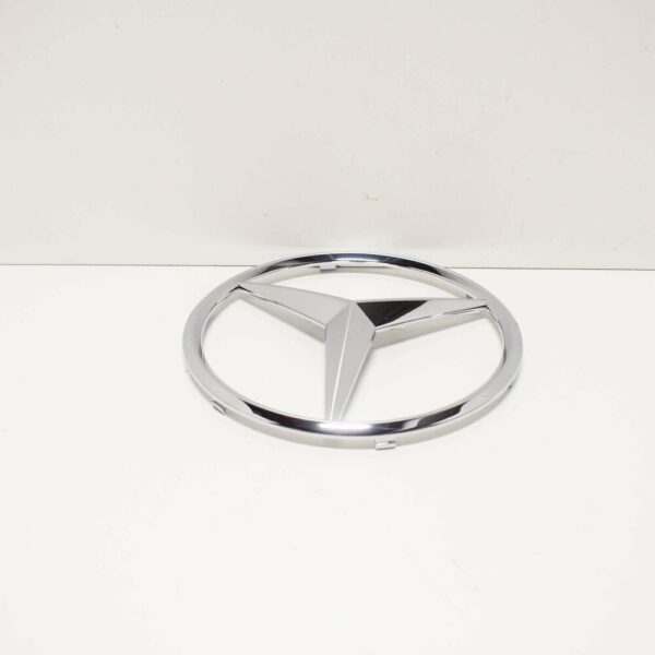 A0008171016 - NEW MERCEDES-BENZ C-CLASS W205 RADIATOR GRILLE STAR EMBLEM A0008171016