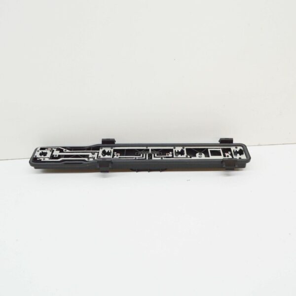 A0008201077 - NEW MERCEDES-BENZ VITO W639 REAR LEFT LAMP CARRIER A0008201077