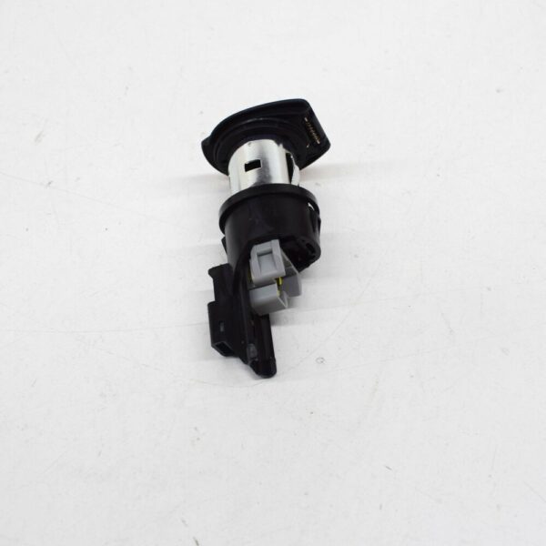 A0008207951 - MERCEDES-BENZ E W213 Power Outlet 12 V Socket A0008205105 NEW GENUINE