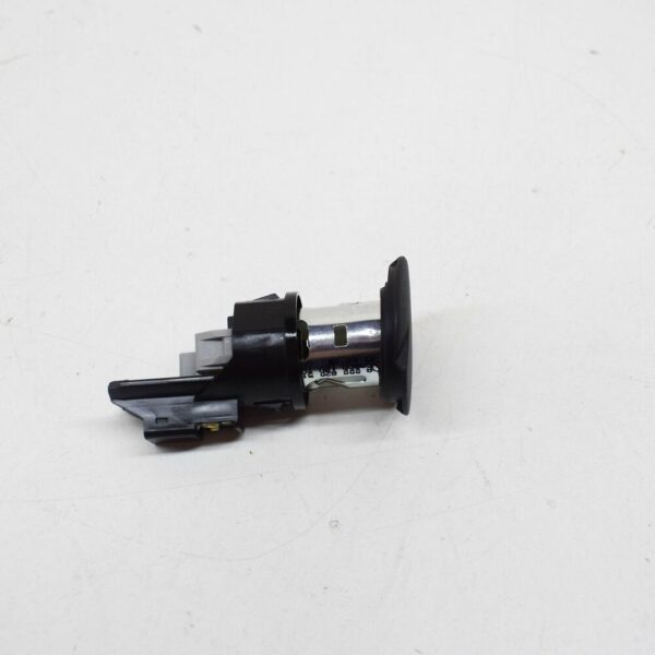 A0008207951 - MERCEDES-BENZ E W213 Power Outlet 12 V Socket A0008205105 NEW GENUINE