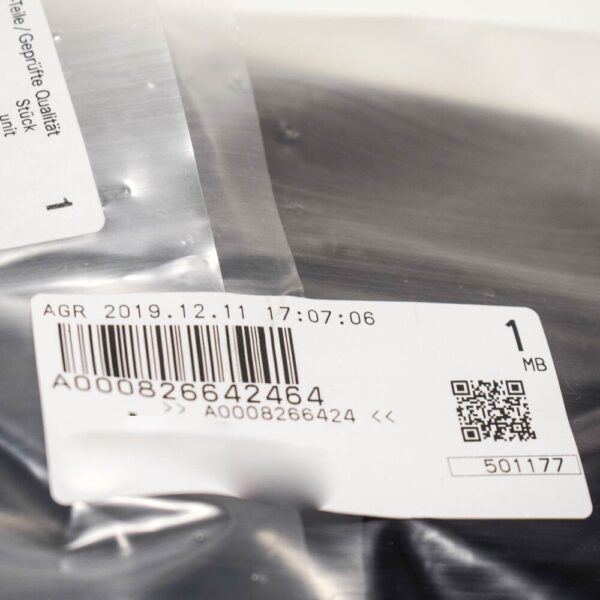 A0008266424 - MB SPRINTER 906 Front Right Headlight Bulb Cover A000826642464 NEW GENUINE