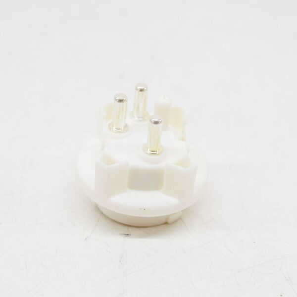 A0008269582 - NEW MERCEDES BENZ SL R129 WHITE BLINKER LAMP BULB SOCKET A0008269582