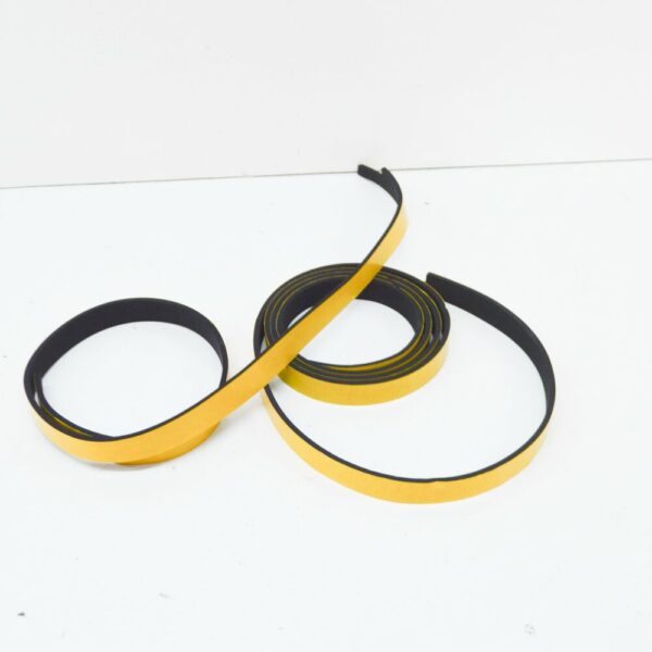 A0008352200 - NEW MB SPRINTER W906 ROOF A/C SYSTEM BOTTOM SEALING FRAME A0008352200 ORIGINAL
