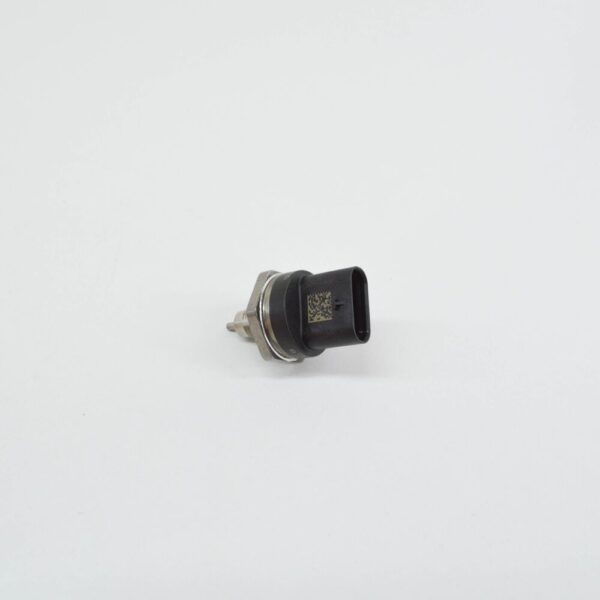 A0009052104 - NEW MB CLS C257 CONDENSER PRESSURE/TEMPERATURE SENSOR A0009052104 ORIGINAL