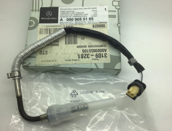 A0009055105 - NEW MERCEDES-BENZ E W212 EXHAUST GAS TEMPERATURE SENSOR A0009055105