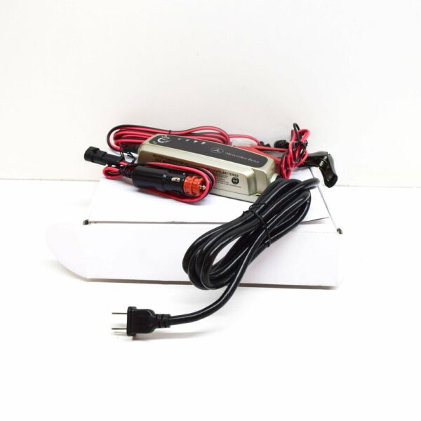 A0009822921 - NEW MERCEDES-BENZ BATTERY CHARGER PULSE CONSERVATION USA VERSION A0009822921