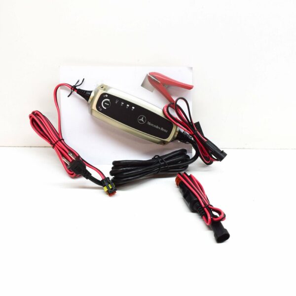 A0009822921 - NEW MERCEDES-BENZ BATTERY CHARGER PULSE CONSERVATION USA VERSION A0009822921