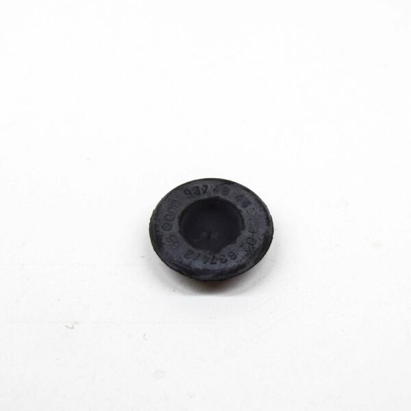 A0009874944 - NEW MERCEDES-BENZ A W169 WASHER FOR THROUGH HOLE 20MM A0009874944