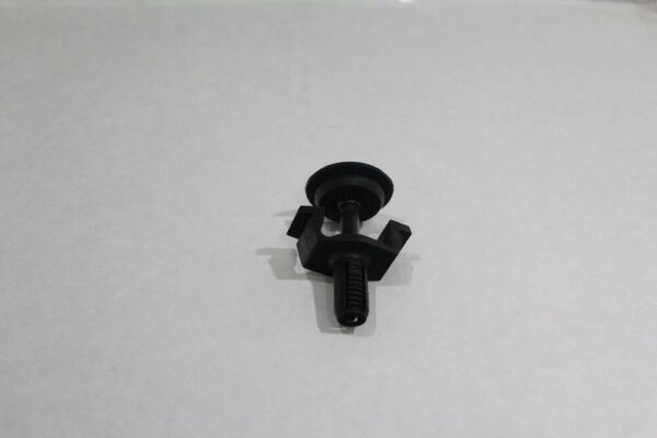 A0009912595 - NEW MERCEDES BENZ MB 0 TOP RADIATOR RUBBER MOUNTING CLIP