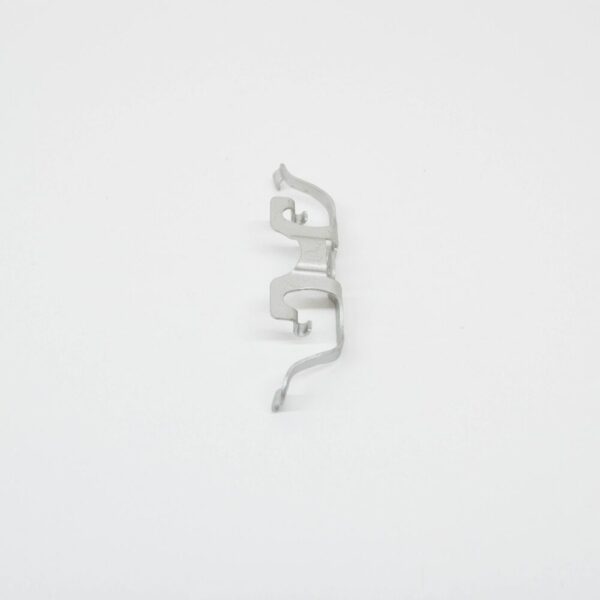 A0009937807 - NEW MERCEDES-BENZ C W205 REAR BRAKE PAD SPRING CLIP A0009937807 ORIGINAL